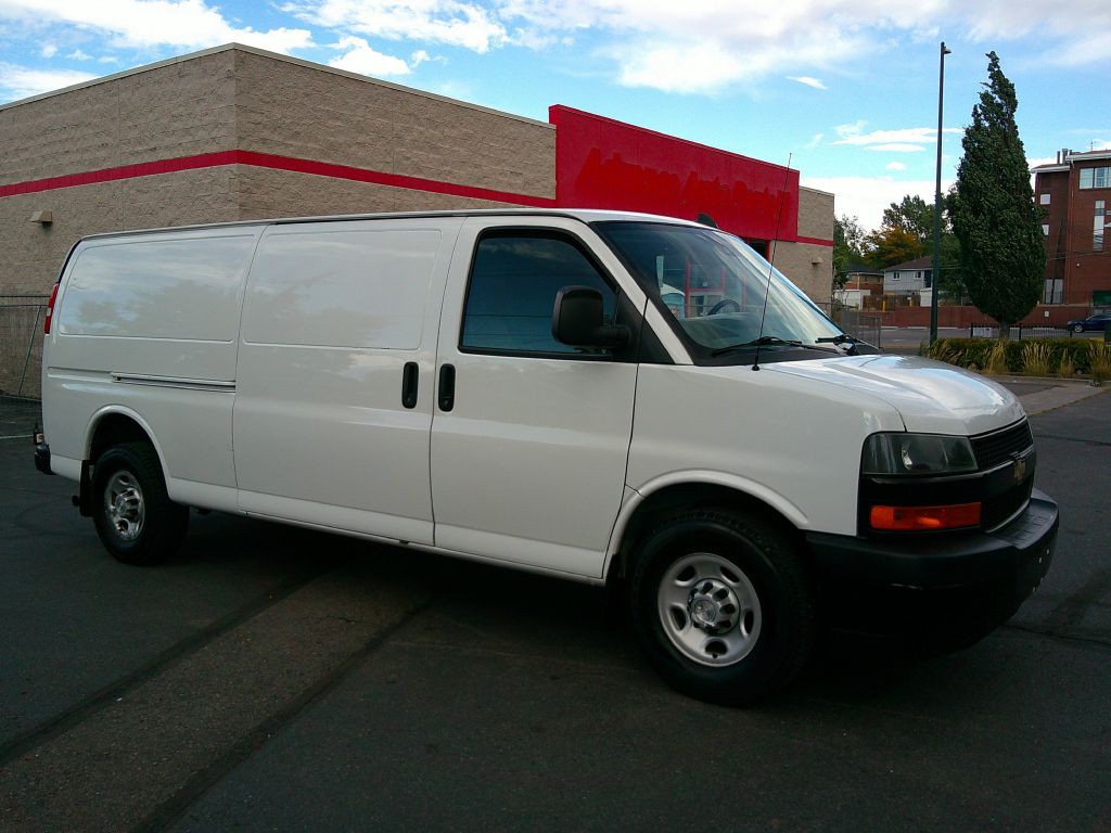 2019 Chevrolet Express Image 6