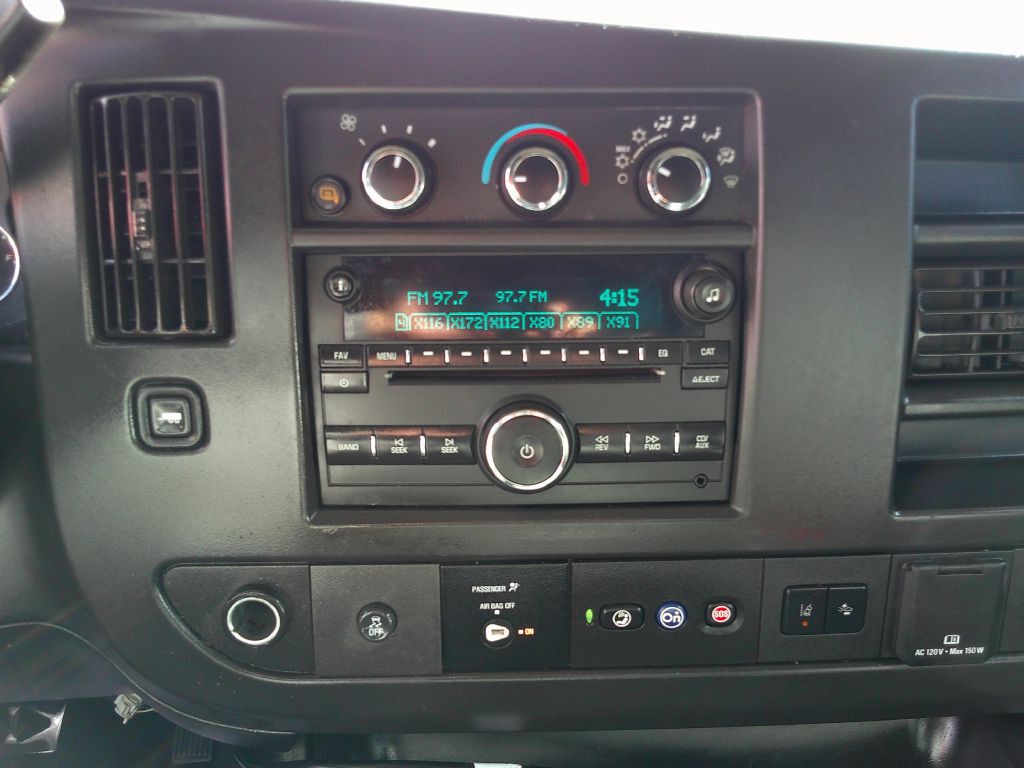 2019 Chevrolet Express Image 14