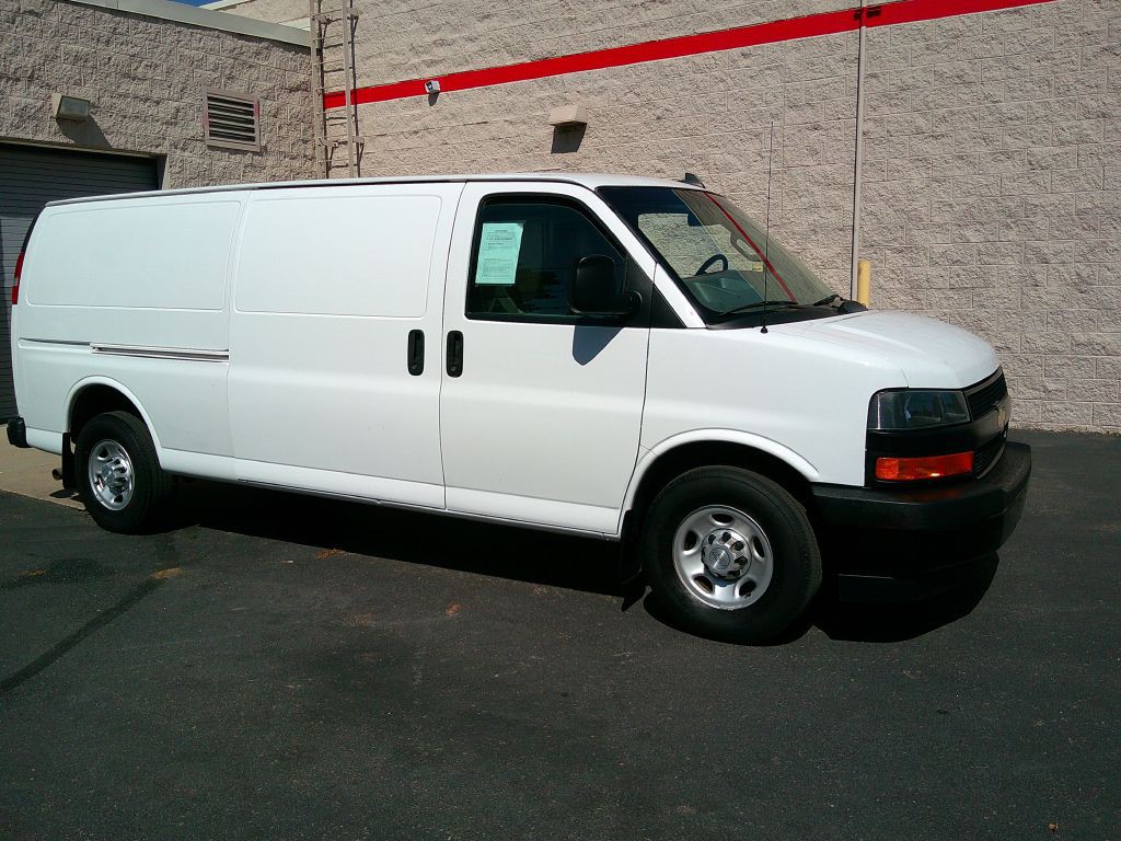 2018 Chevrolet Express Image 6