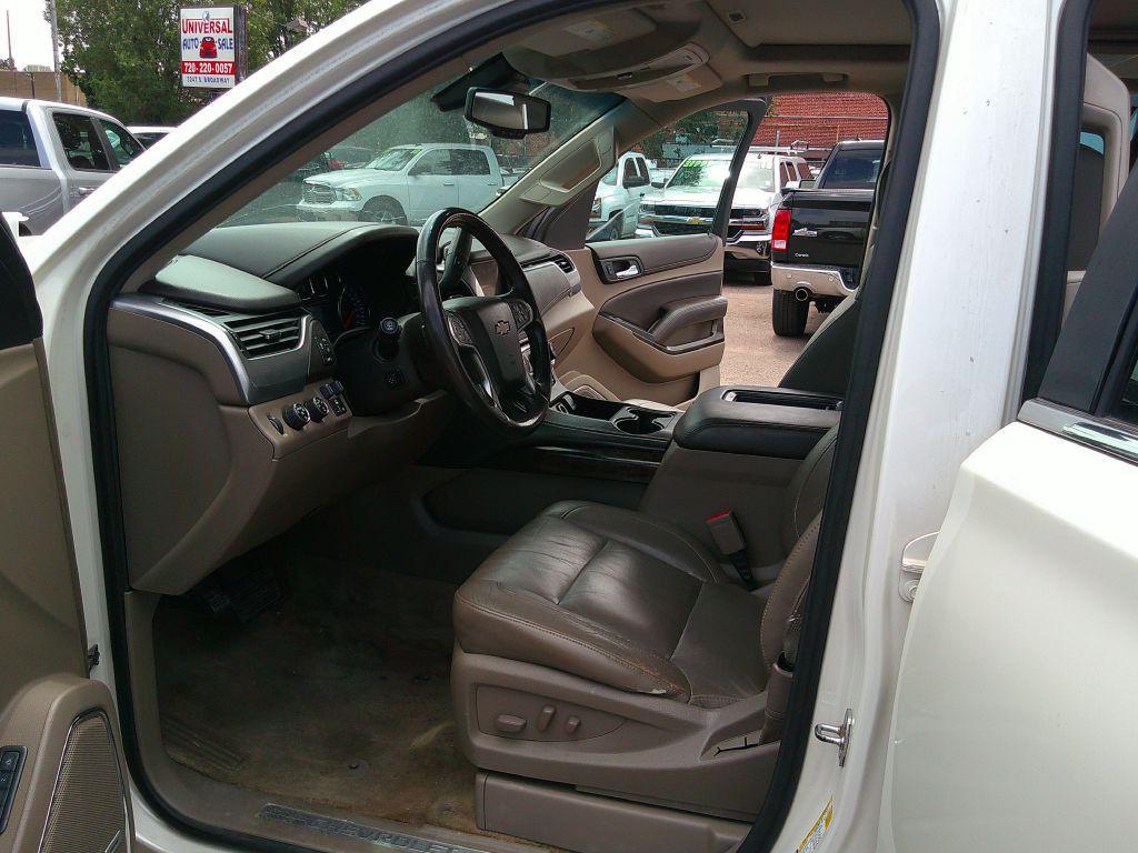 2015 Chevrolet Suburban Image 5