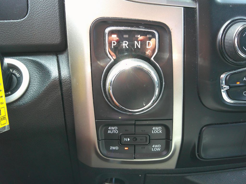 2016 RAM 1500 Image 12