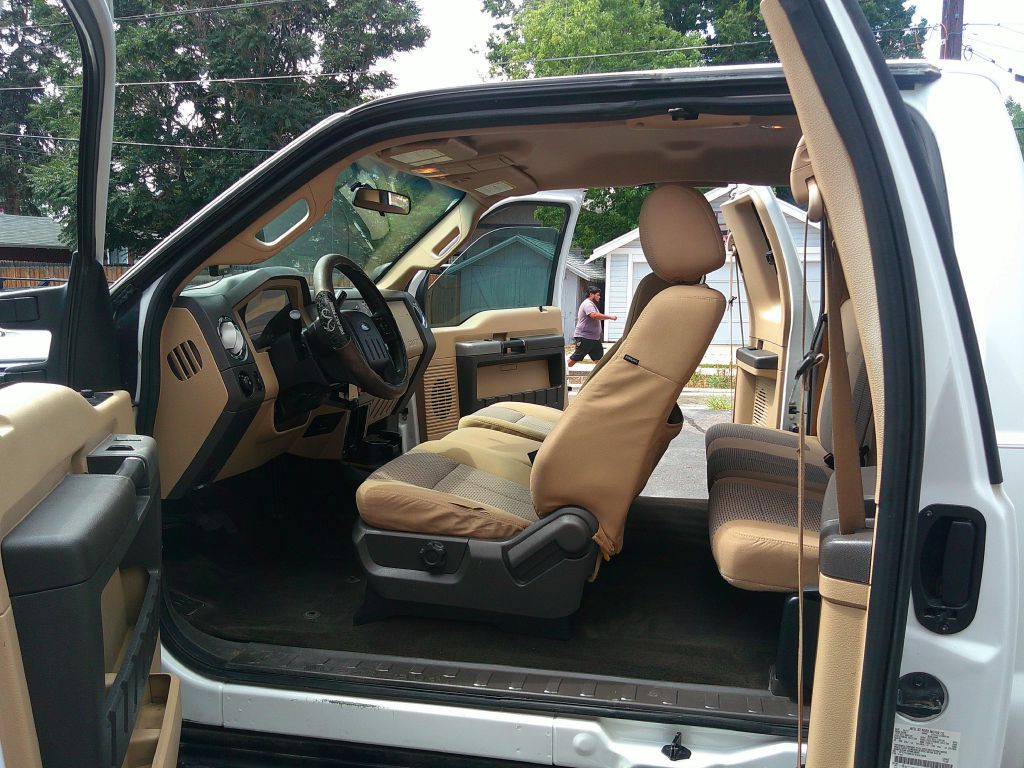 2015 Ford F-250 Image 9