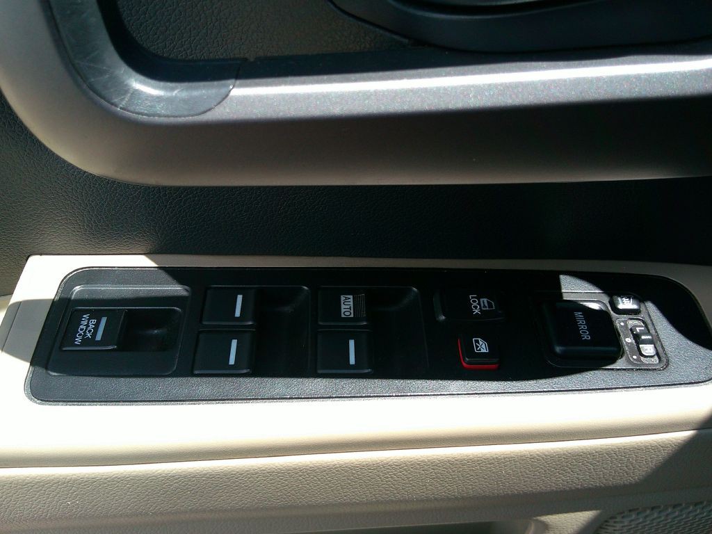 2009 Honda Ridgeline Image 8