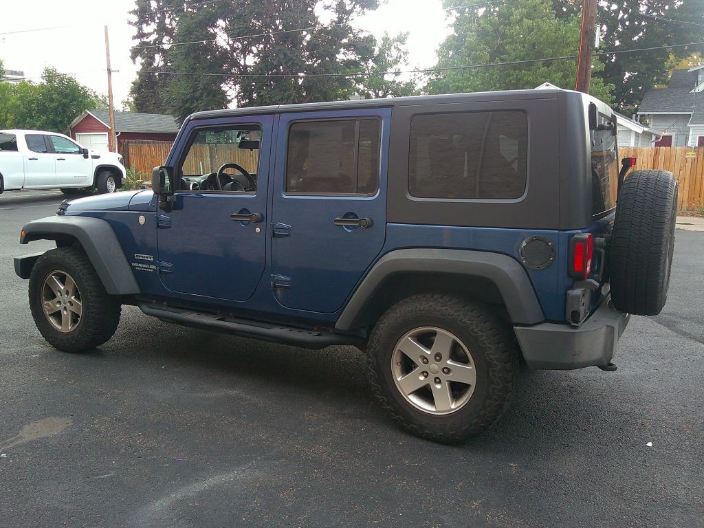2010 Jeep Wrangler Unlimited Image 5