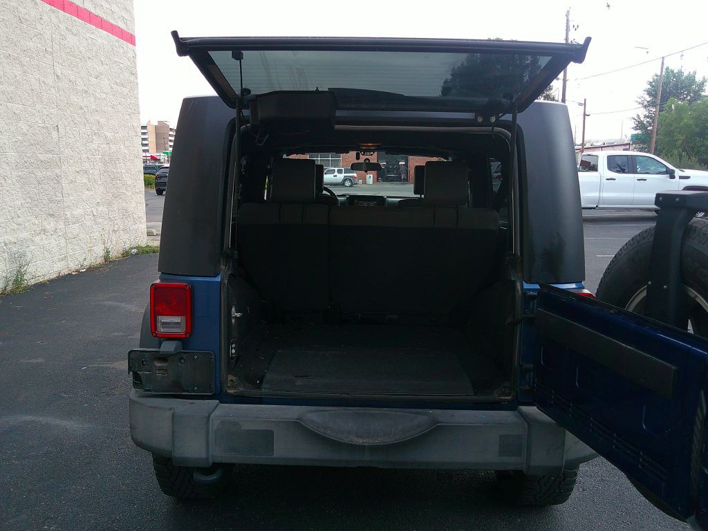 2010 Jeep Wrangler Unlimited Image 10