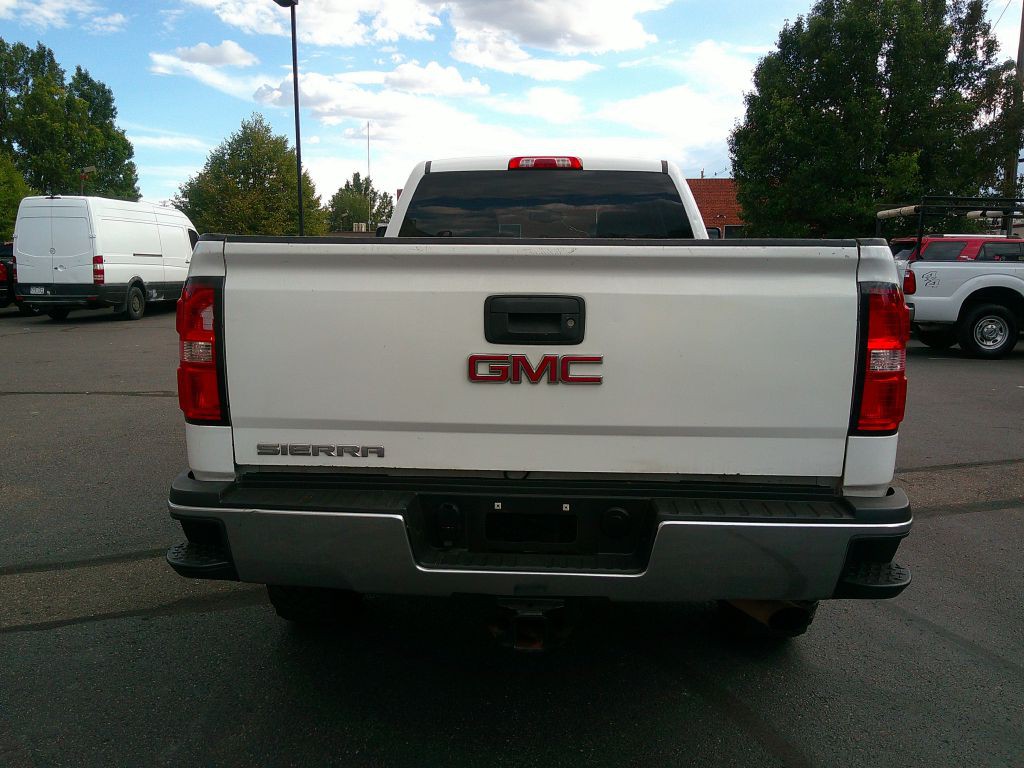 2017 GMC Sierra Image 3