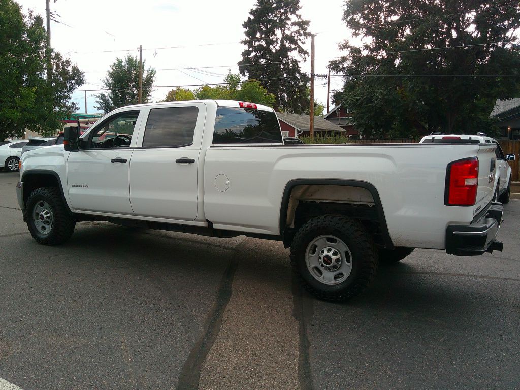 2017 GMC Sierra Image 5