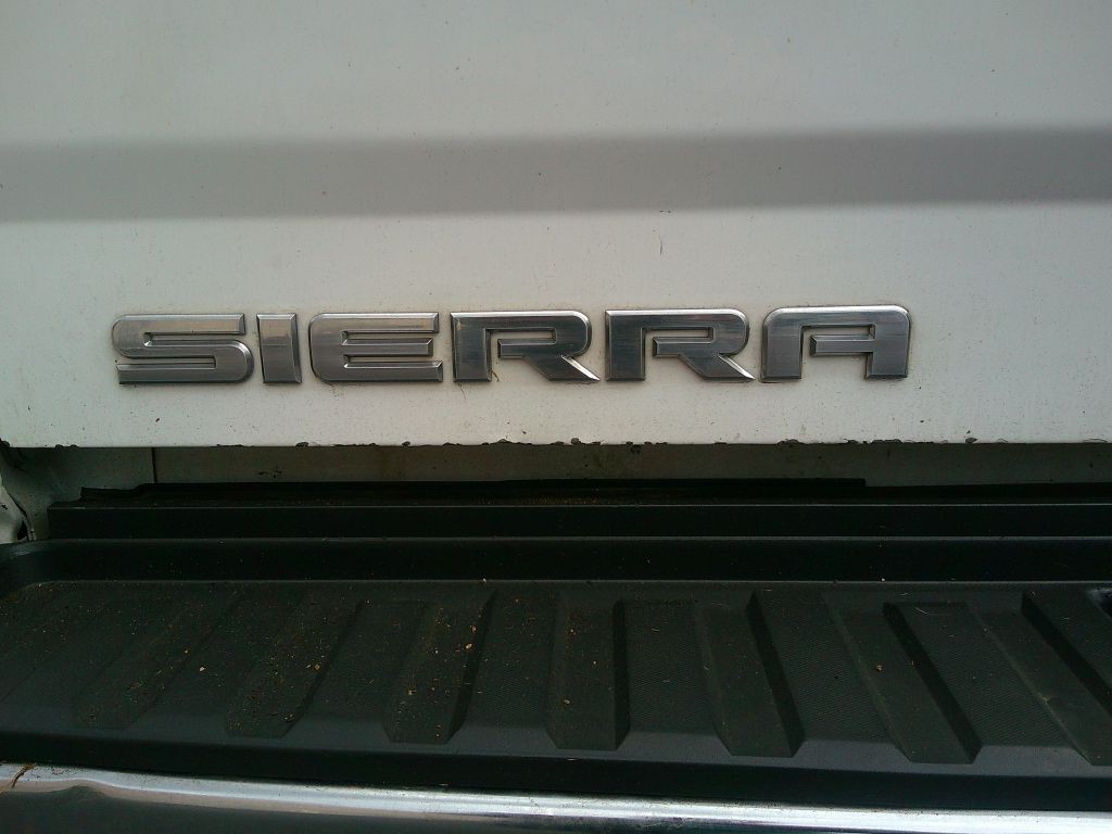 2017 GMC Sierra Image 9