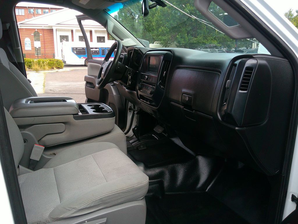 2017 GMC Sierra Image 11