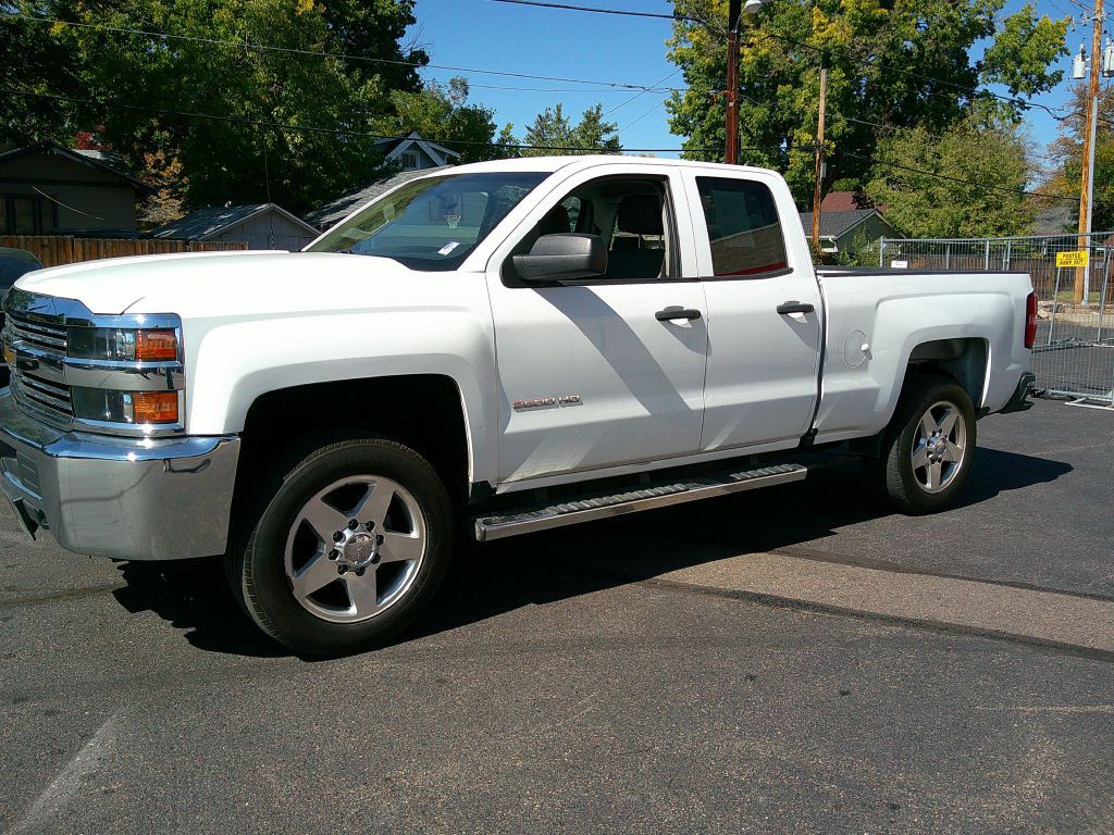 2017 Chevrolet Silverado 1500 Image 1
