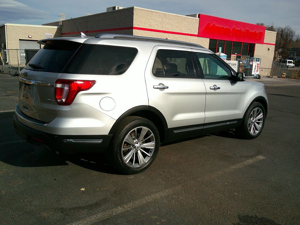 2018 Ford Explorer Image 4