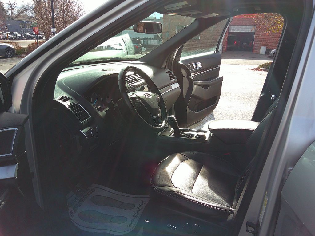 2018 Ford Explorer Image 10
