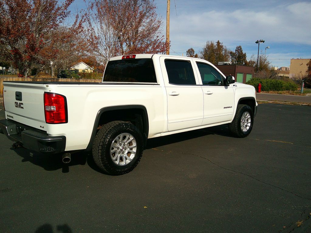 2015 GMC Sierra Image 4