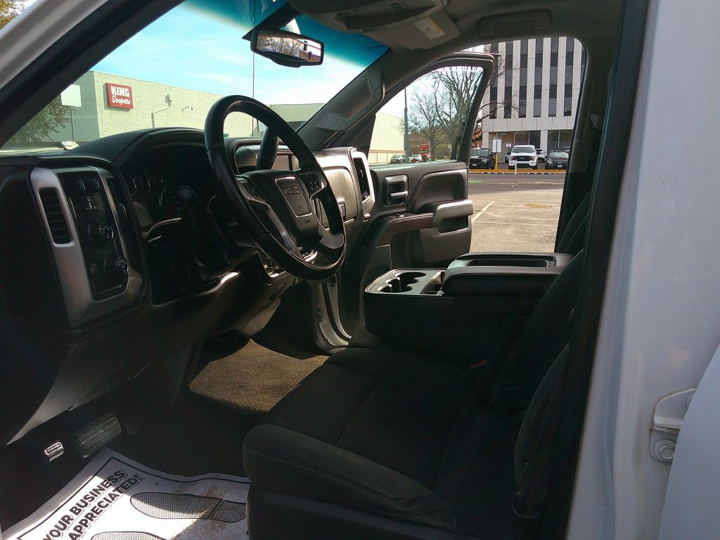 2015 GMC Sierra Image 9