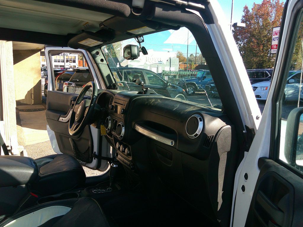 2013 Jeep Wrangler Unlimited Image 8
