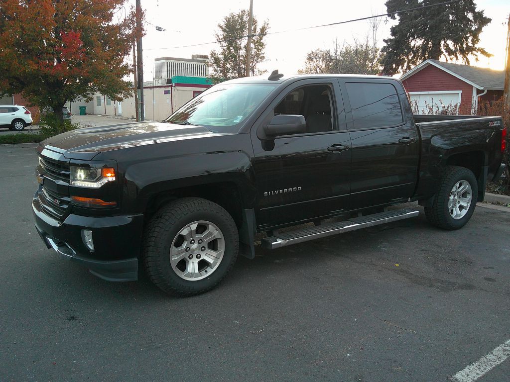 2017 Chevrolet Silverado 1500 Image 1