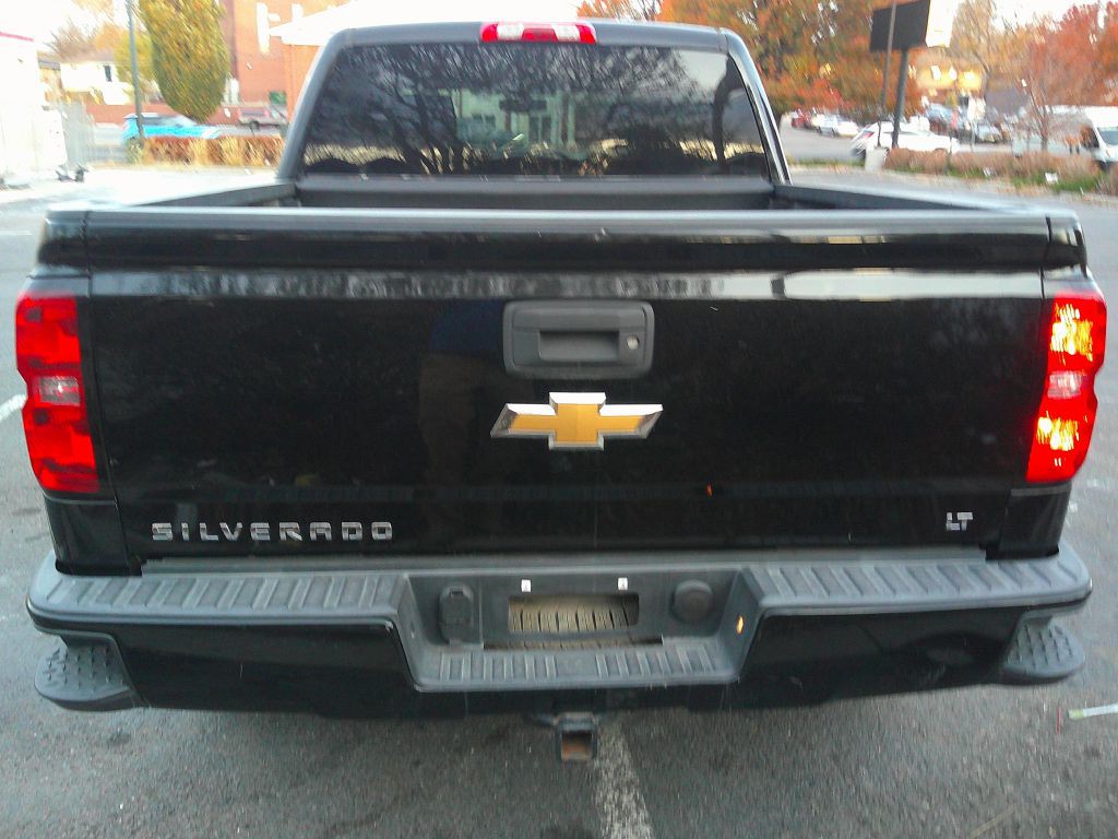 2017 Chevrolet Silverado 1500 Image 3