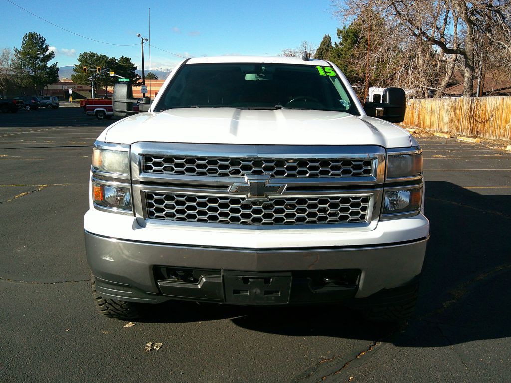 2015 Chevrolet Silverado 1500 Image 2