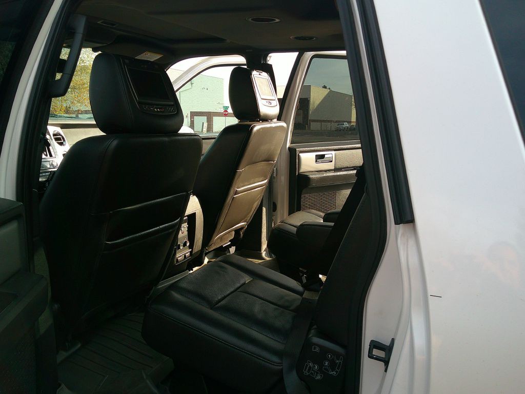 2012 Ford Expedition Image 10