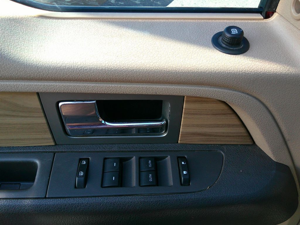 2011 Ford F-150 Image 11