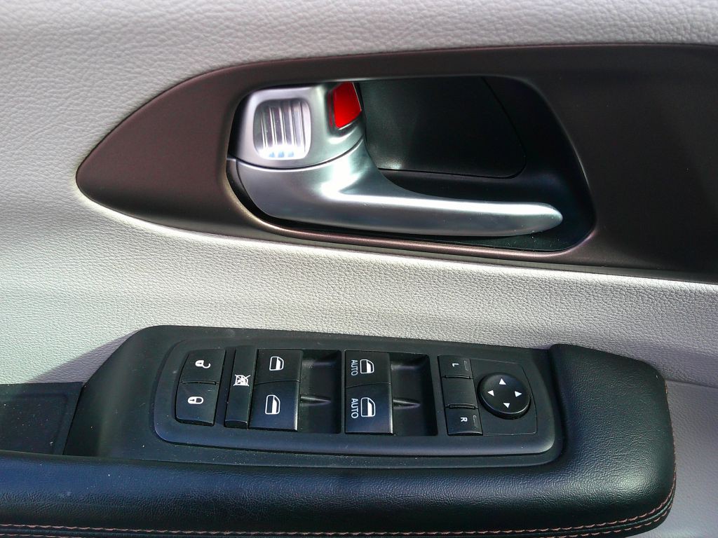 2018 Chrysler Pacifica Image 13