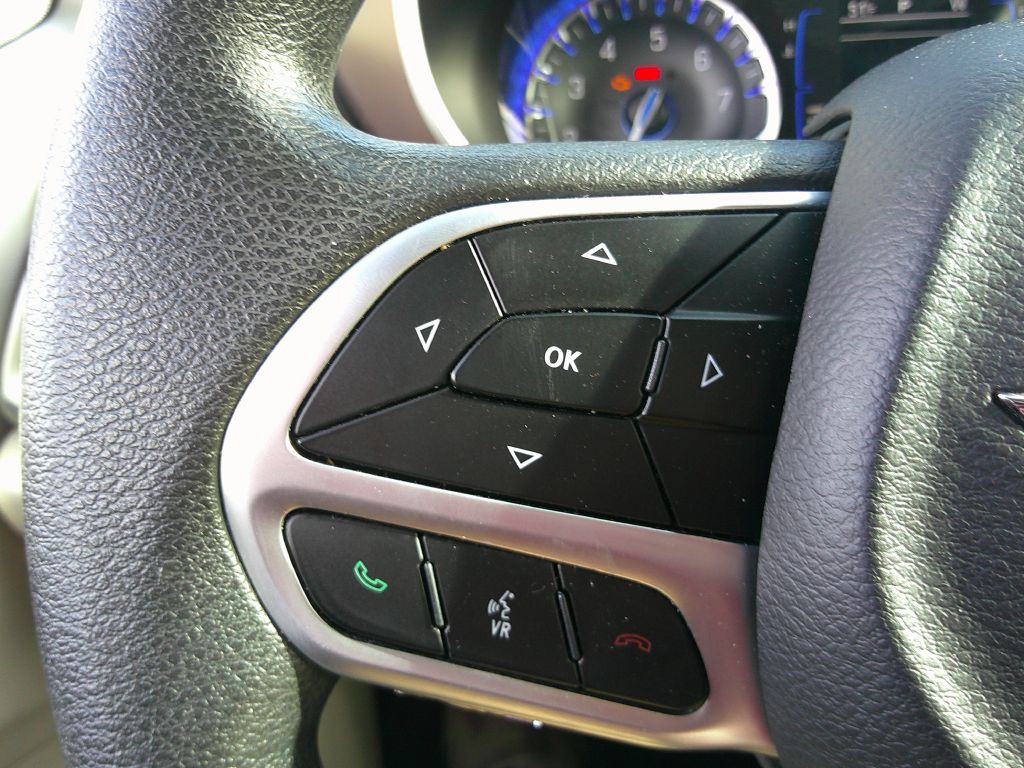 2018 Chrysler Pacifica Image 19