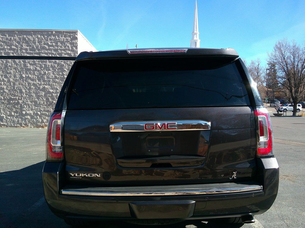 2015 GMC Yukon Image 3