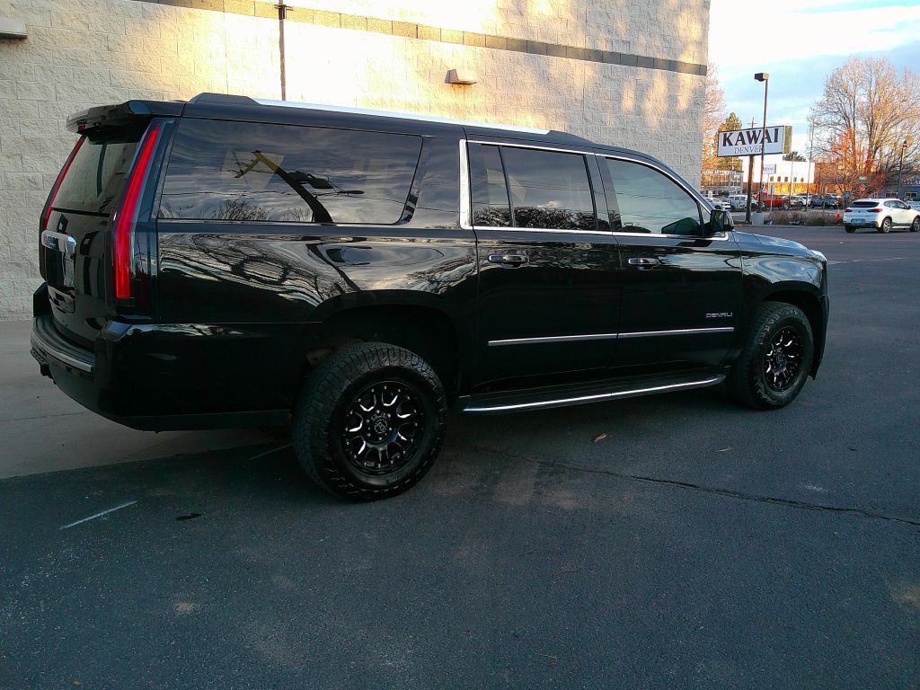 2019 GMC Yukon Image 5