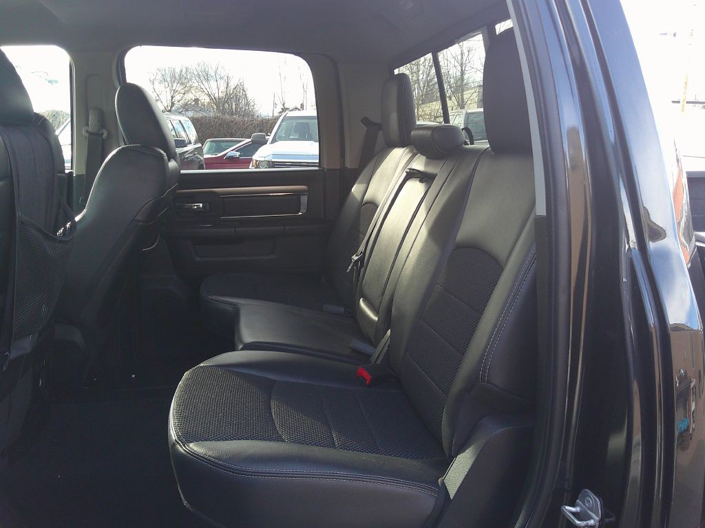 2015 RAM 1500 Image 5