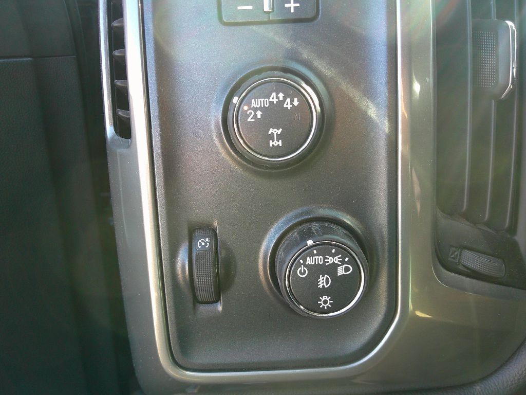 2018 Chevrolet Silverado 1500 Image 13