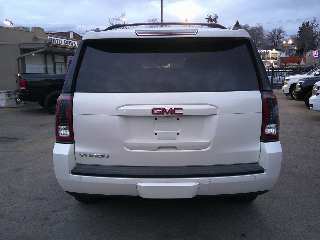 2015 GMC Yukon Image 3