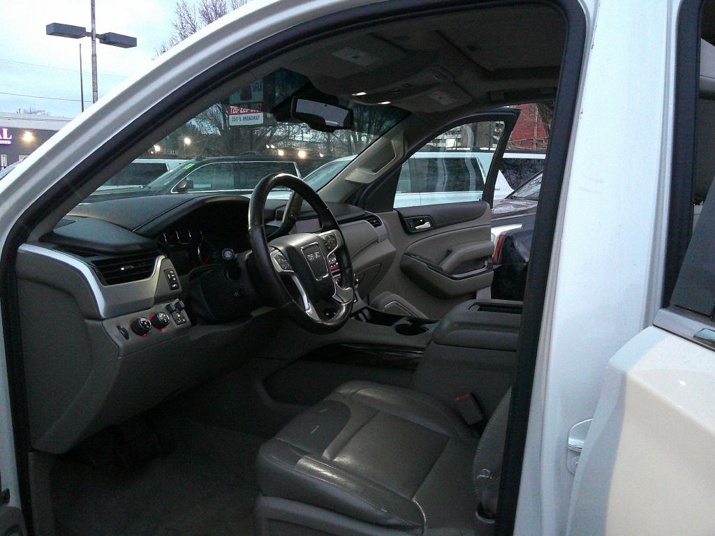 2015 GMC Yukon Image 8