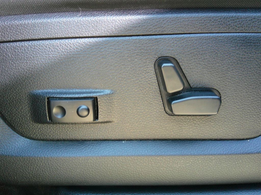 2016 RAM 1500 Image 13