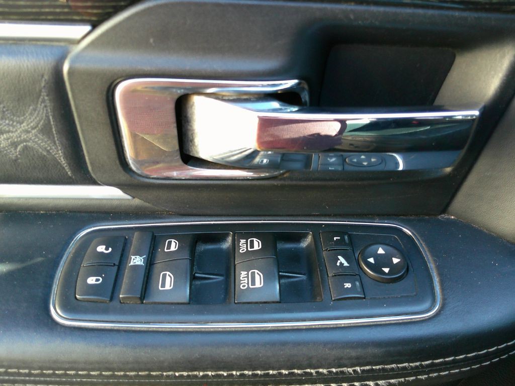 2016 RAM 1500 Image 17