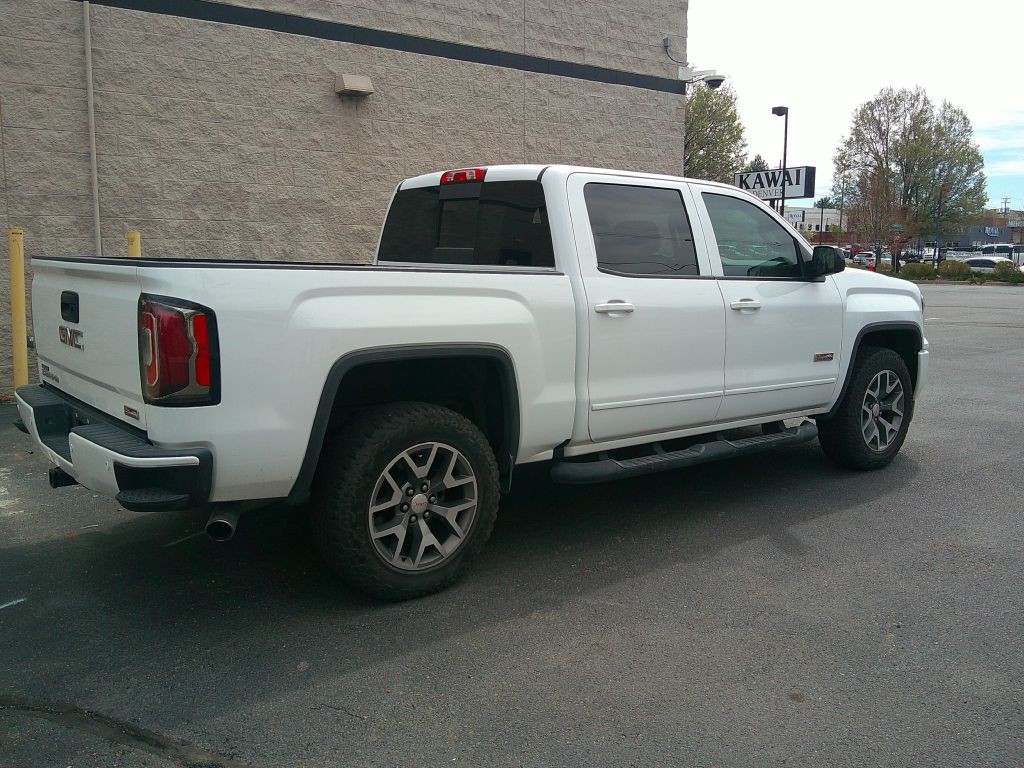 2018 GMC Sierra Image 4