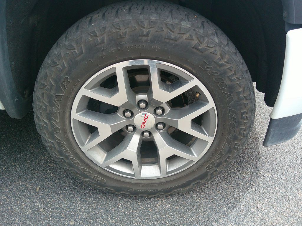 2018 GMC Sierra Image 8