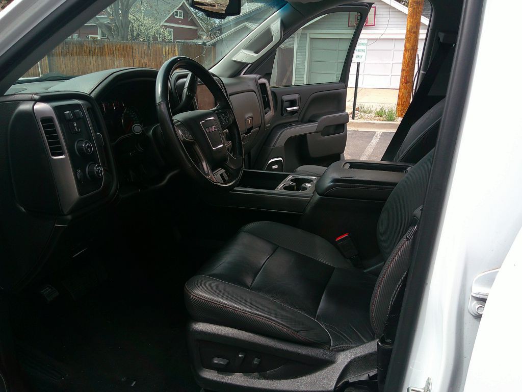 2018 GMC Sierra Image 9