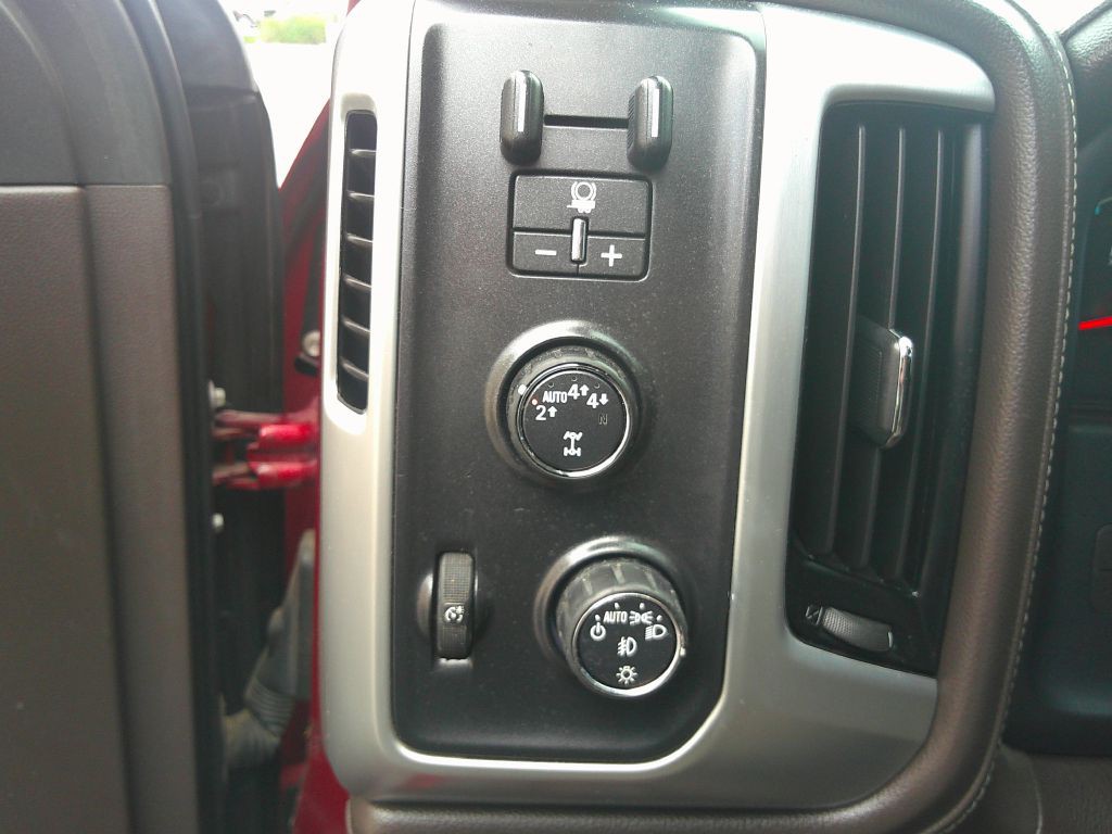2018 GMC Sierra Image 14