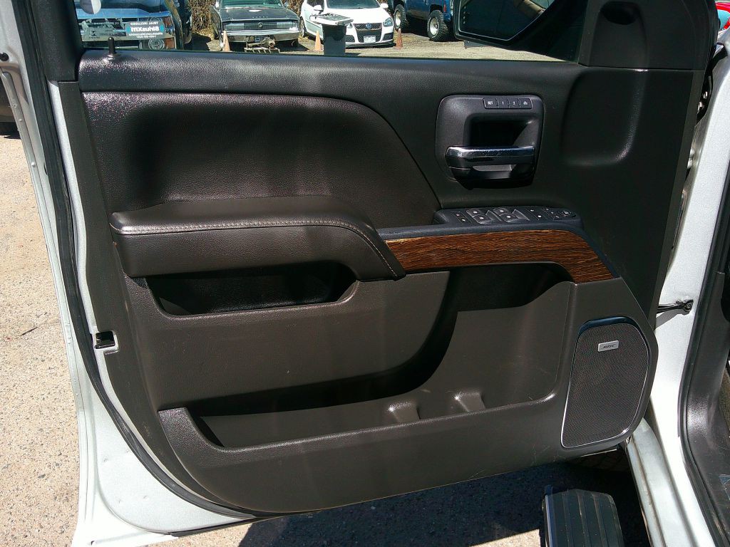 2017 GMC Sierra Image 12