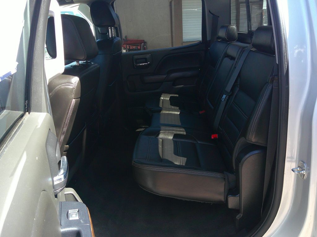 2017 GMC Sierra Image 18