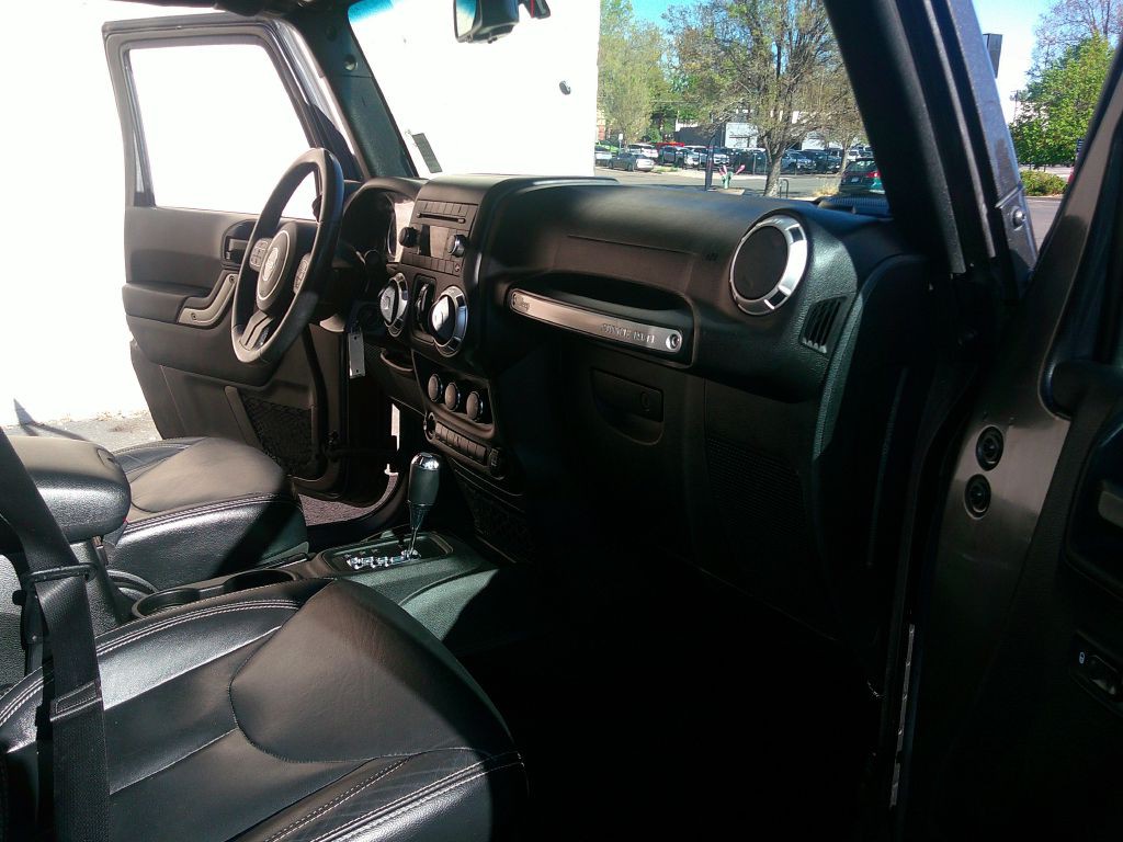 2017 Jeep Wrangler Unlimited Image 9