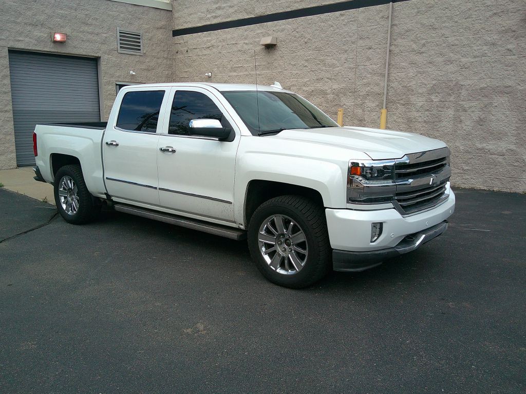 2018 Chevrolet Silverado 1500 Image 2