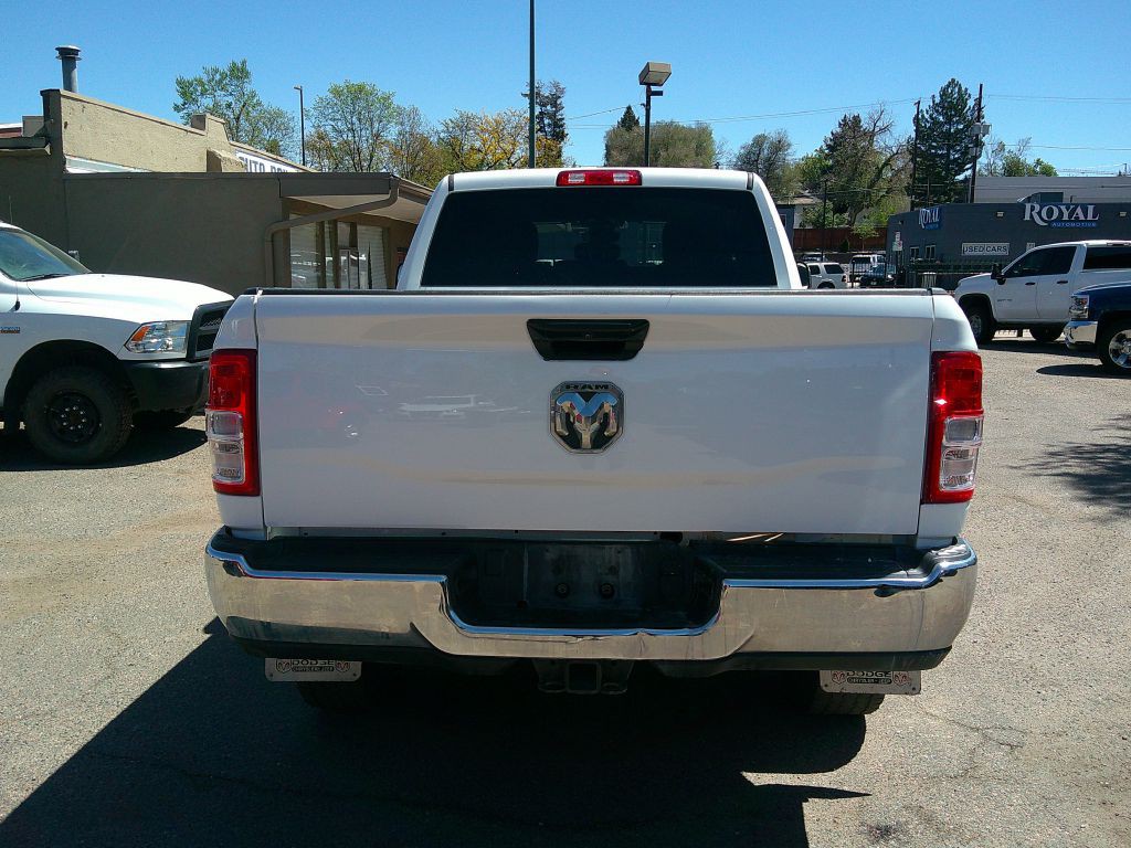 2021 RAM 2500 Image 3