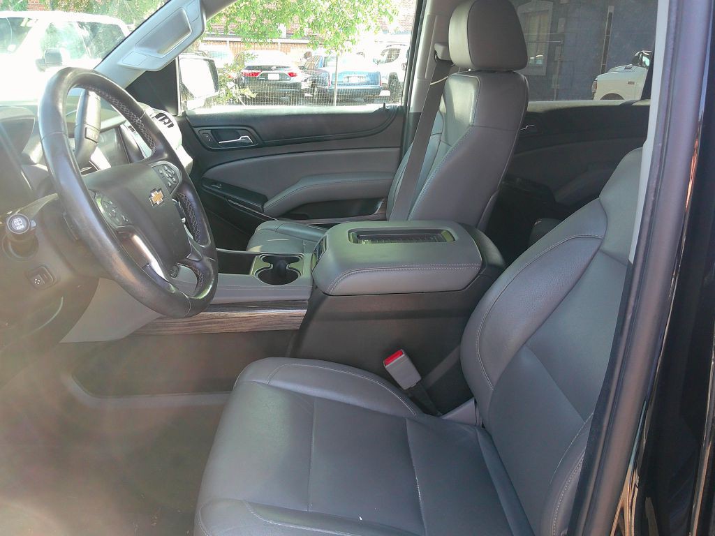 2015 Chevrolet Suburban Image 9