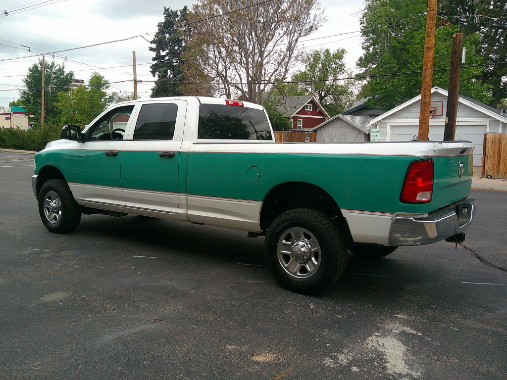 2015 RAM 2500 Image 3