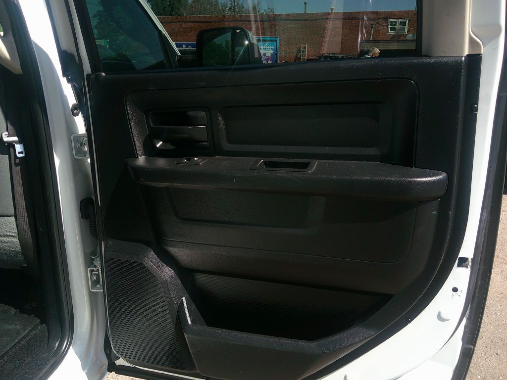 2015 RAM 2500 Image 10