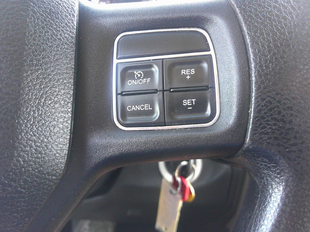 2015 RAM 2500 Image 18