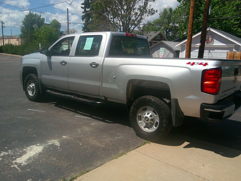 2018 Chevrolet Silverado 1500 Image 3