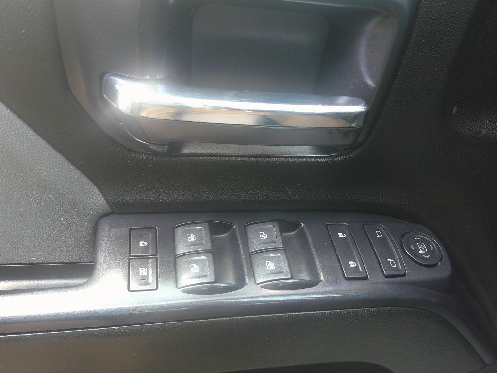 2018 Chevrolet Silverado 1500 Image 12