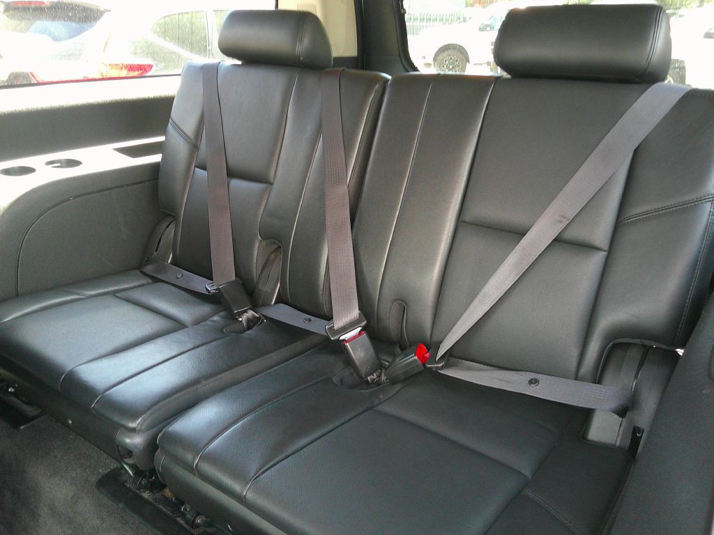 2014 Chevrolet Suburban Image 13